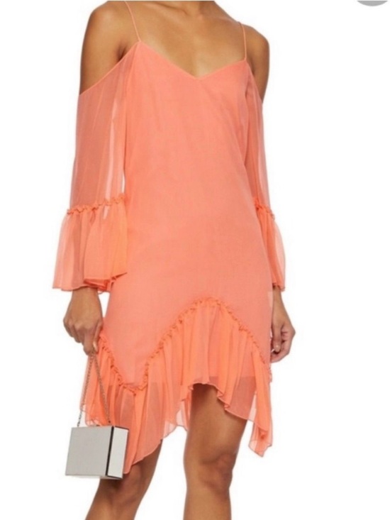 Alice + Olivia Dresses & Skirts - Alice + Olivia Ilaria Cold Shoulder Mini Dress in Peach Color.Size M